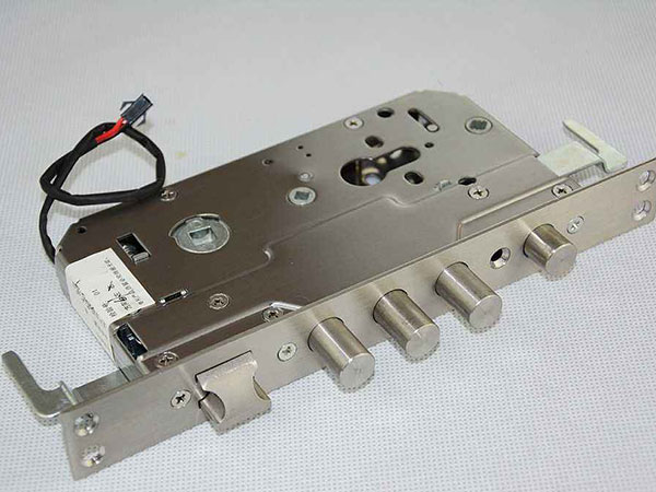 泰兴24小时上门开锁公司